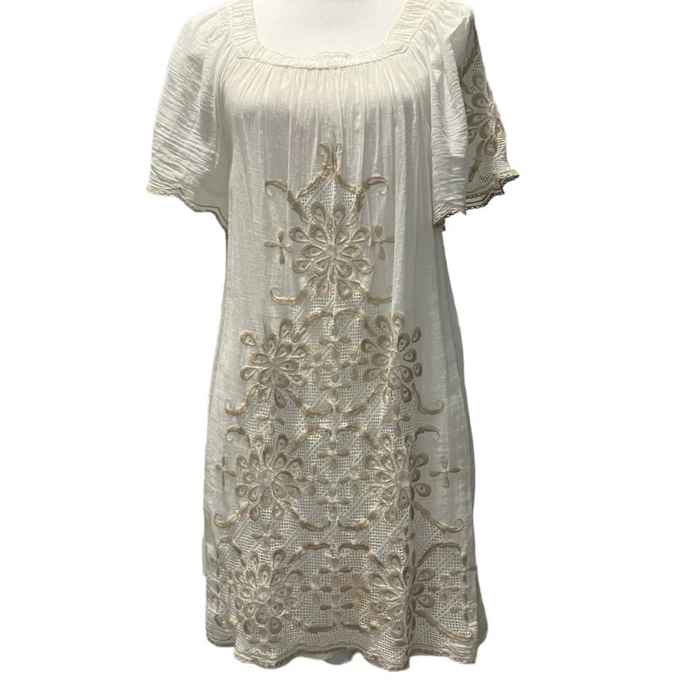 BCBG Max Azria Runway‎ Embroidered Lightweight Cotton Dress, Size M, Cream/White